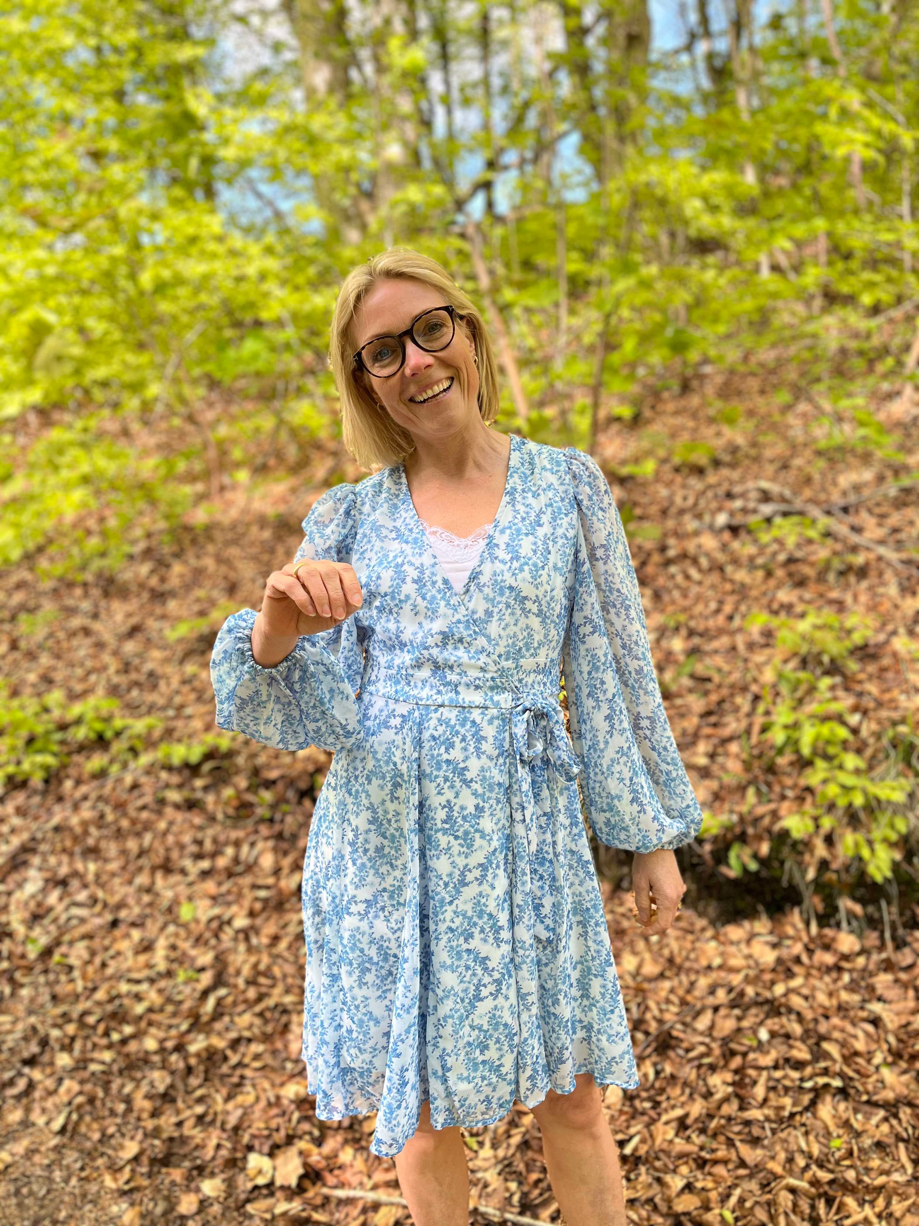 AWAUDORA Short Dress - Skyway